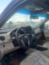 interiorFront