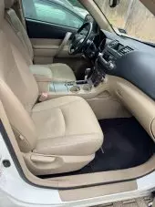 interiorFront