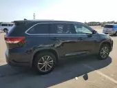 car Right Back