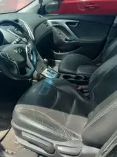 interiorFront