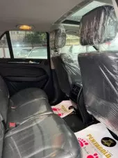 interiorBack