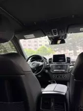 interiorFront