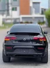 car Right Back