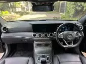 interiorFront