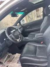 interiorFront