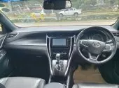 interiorFront