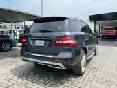 car Right Back