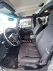 interiorFront
