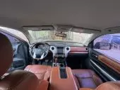 interiorFront