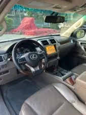 interiorFront