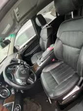 interiorFront