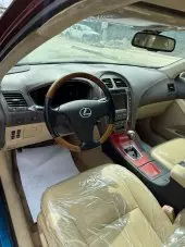 interiorFront