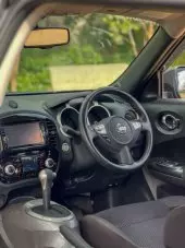 interiorFront