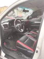 interiorFront