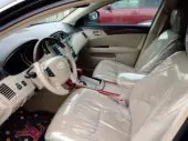 interiorFront