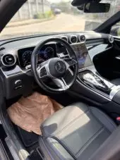 interiorFront