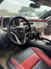 interiorFront