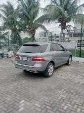 car Right Back