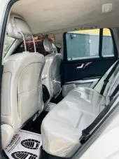 interiorBack