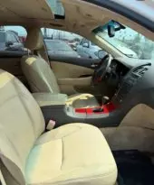 interiorFront