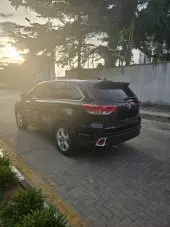 car Right Back