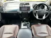 interiorFront