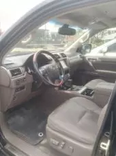 interiorFront