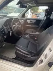 interiorFront