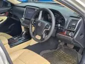 interiorFront