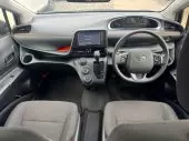 interiorFront