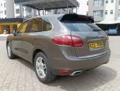 car Right Back