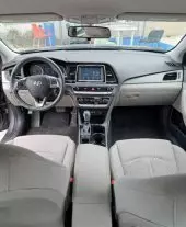 interiorFront