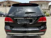 car Right Back