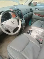 interiorFront