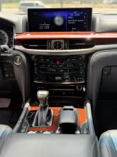 interiorFront