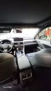 interiorFront