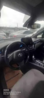 interiorFront