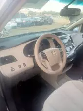 interiorFront