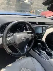 interiorFront