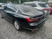 car Right Back
