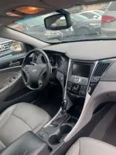 interiorFront