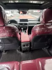 interiorFront