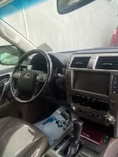 interiorFront