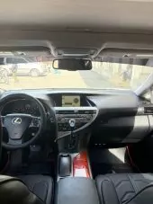 interiorFront