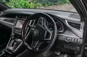 interiorFront