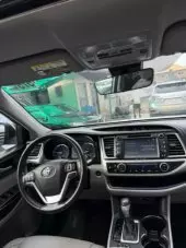 interiorFront