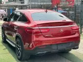 car Right Back