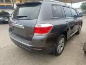 car Right Back