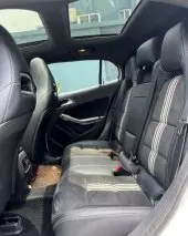 interiorBack