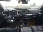 interiorFront